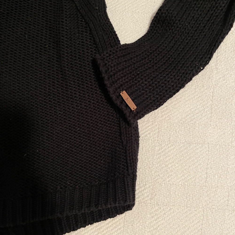 Sweater - Picture 4 of 5